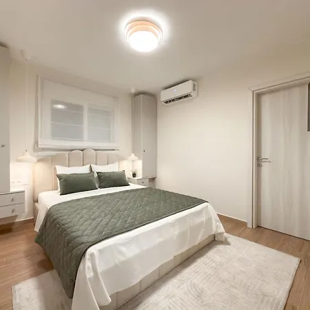 Modern Sanctuary White Tower *